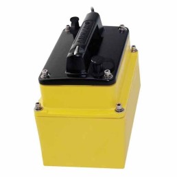 AIRMAR 1 kW 42 to 65 kHz Low130 to 210 kHz High Urethane Chirp-Ready In-Hull Depth Transducer | M265C-LH