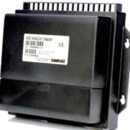 SIMRAD SI80 Signal Interface 12/24 V DC module w/up to 4 IEC 61162-1 input/output ch & SimNet power supply | 000-10425-001