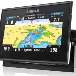 SIMRAD GO9XSE 83/200 TM Transducer and C-MAP Discover charts + HALO 20 Radar SPECIAL BUNDLE | 000-16294-001
